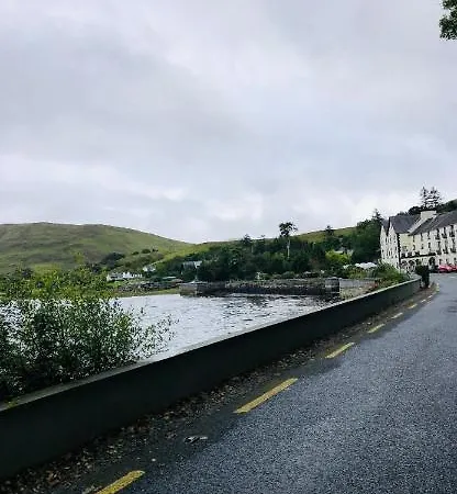 Townhouse Leenane شقة لينوان